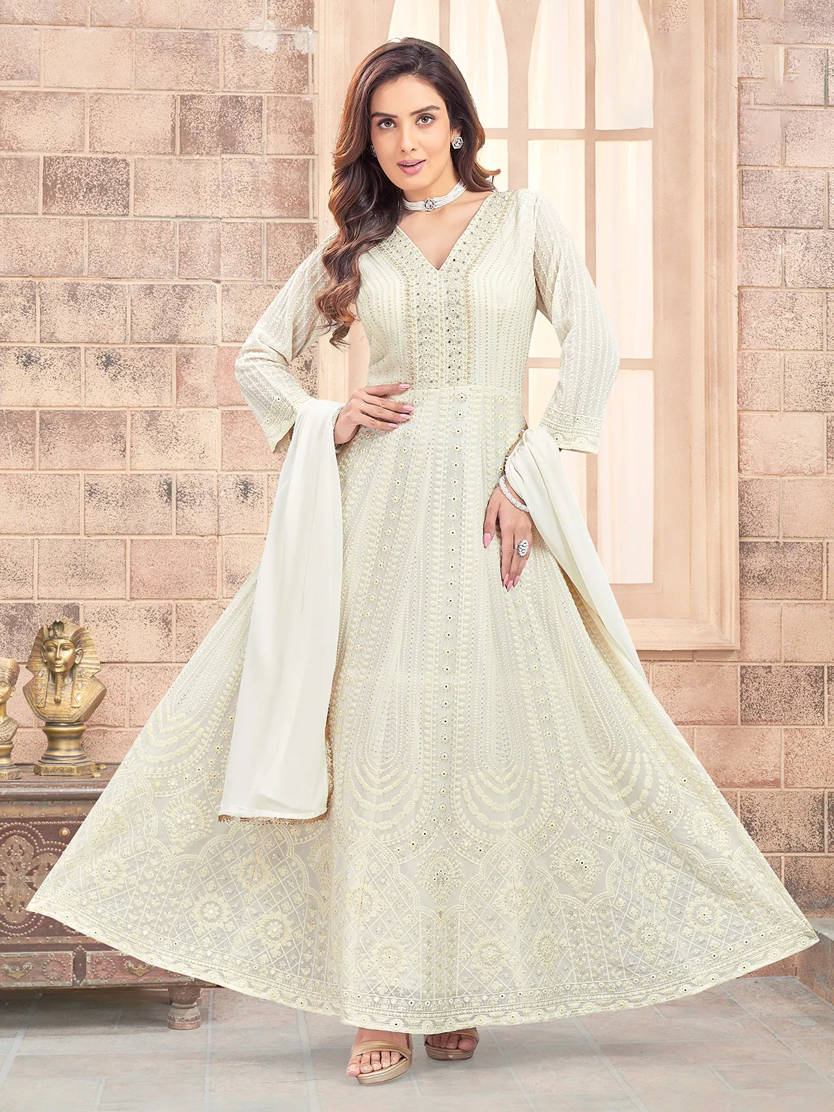 Choosing the Right Unstitched Anarkali Dress Material: Silk, Cotton and Beyond